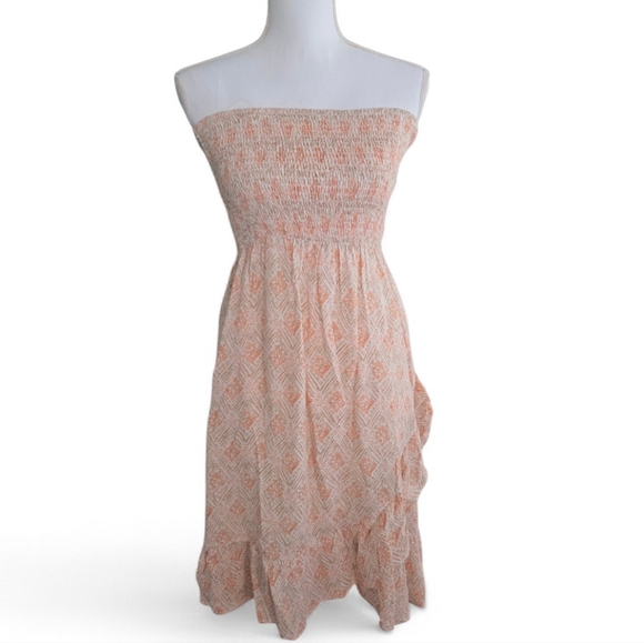 Doe & Rae Dresses & Skirts - Doe & Rae Strapless Geometric Print Dress